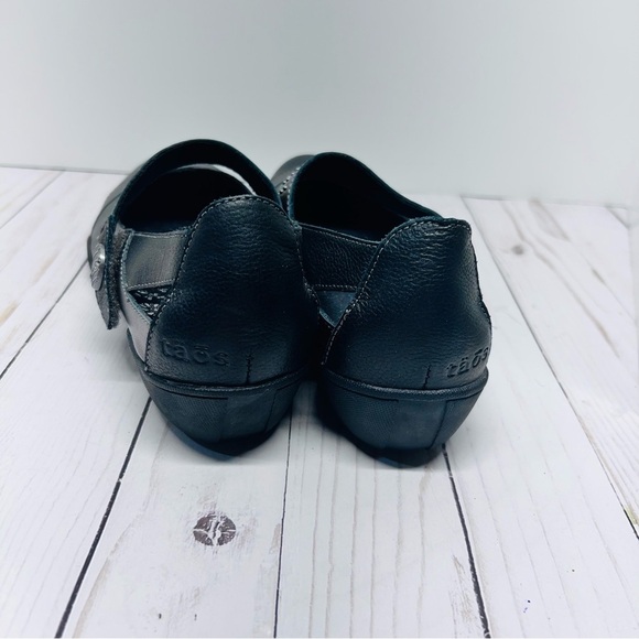 Taos Footwear Serenade Black and Silver Mary Jane Flats Size 8 US/39 EU - Picture 7 of 10